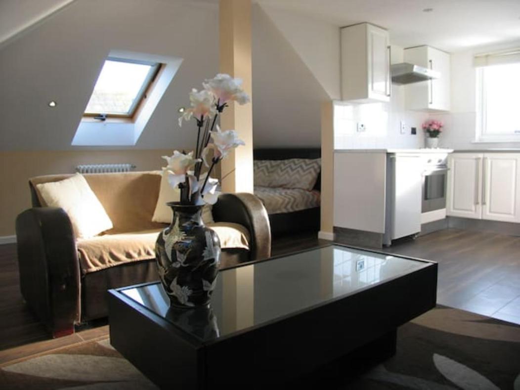 Modern Cosy Private Studio, Wifi, Ip-Tv, Must See 罗姆福特 外观 照片